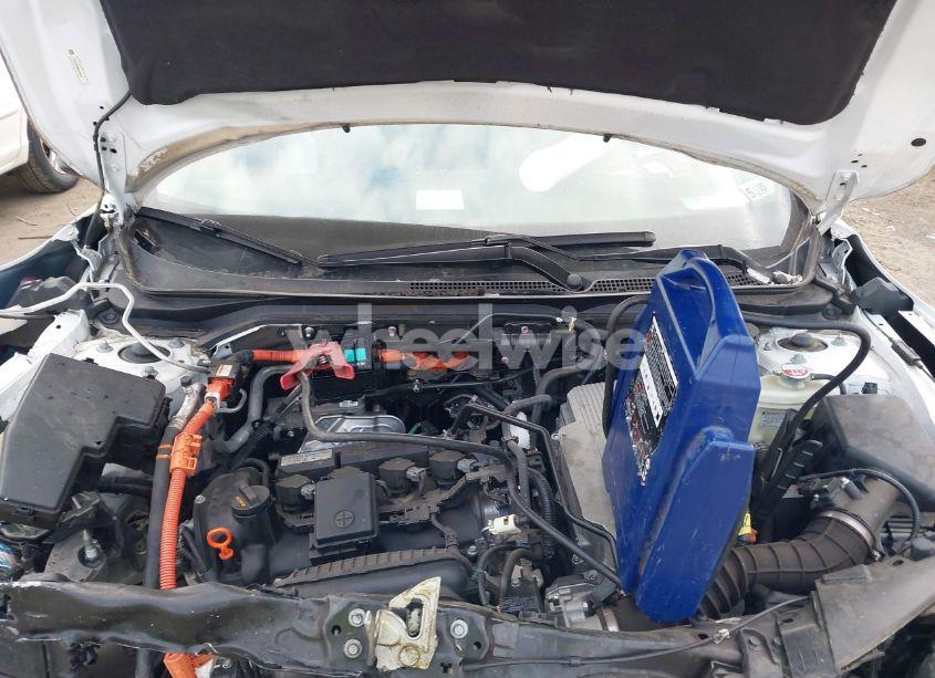 Photo 10 of 2019 Honda Insight EX (VIN 19XZE4F58KE016976)