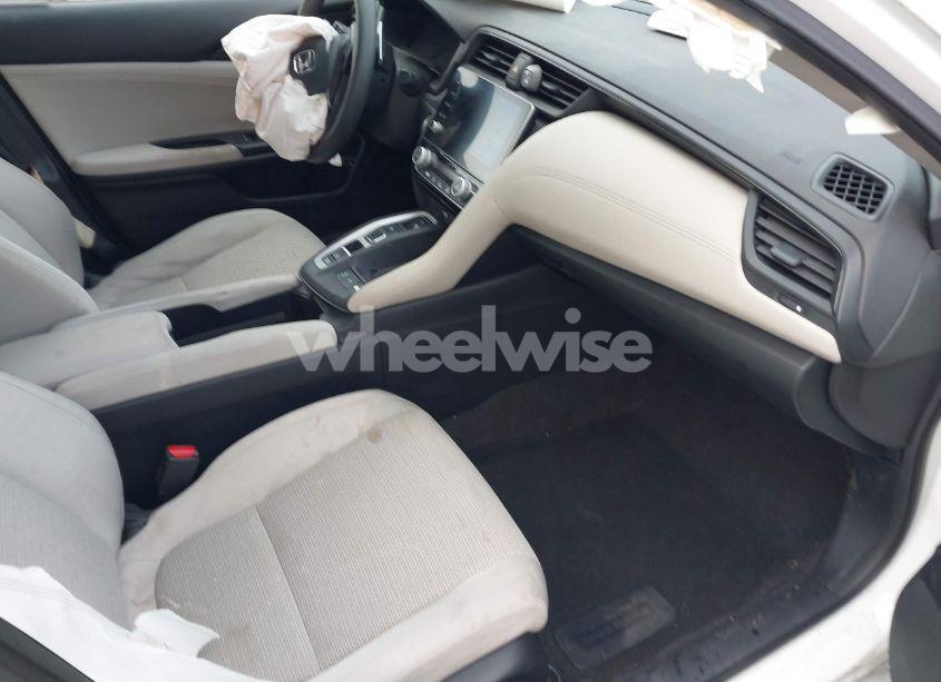 Photo 5 of 2019 Honda Insight EX (VIN 19XZE4F58KE016976)