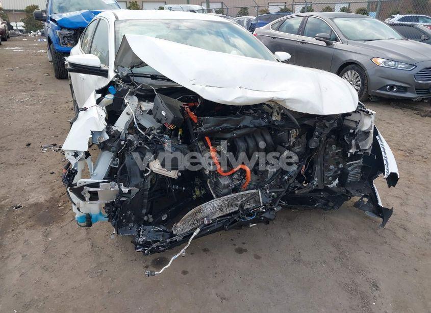 Photo 6 of 2019 Honda Insight EX (VIN 19XZE4F58KE016976)