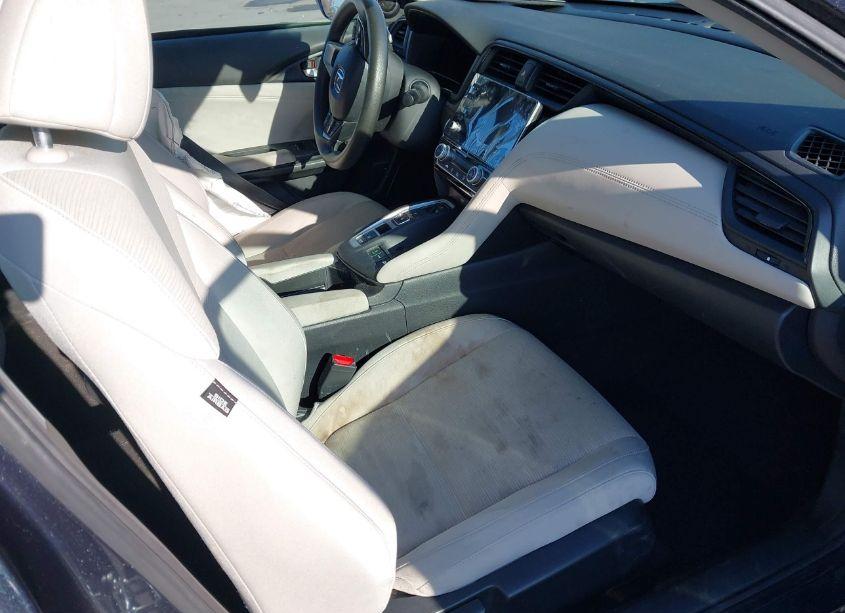 Photo 5 of 2019 Honda Insight EX (VIN 19XZE4F58KE029386)