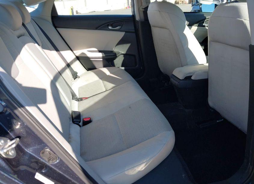 Photo 8 of 2019 Honda Insight EX (VIN 19XZE4F58KE029386)