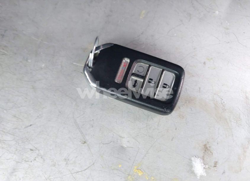 Photo 11 of 2019 Honda Insight EX (VIN 19XZE4F59KE025668)