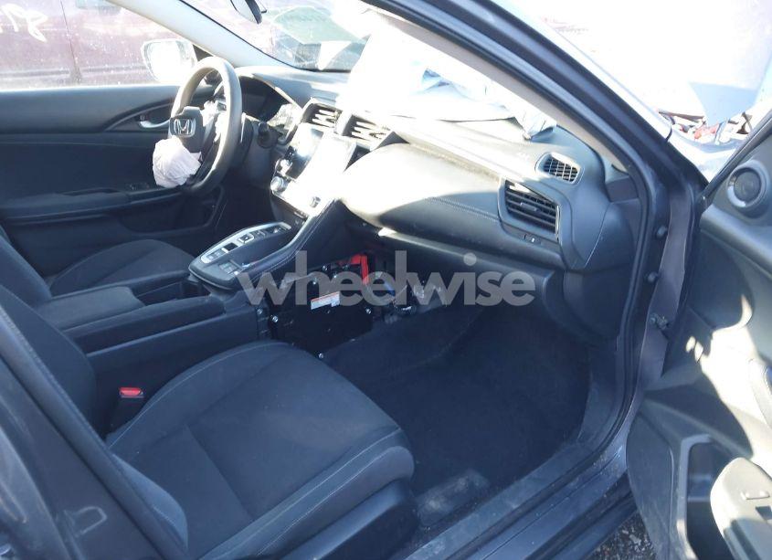 Photo 5 of 2019 Honda Insight EX (VIN 19XZE4F5XKE003775)