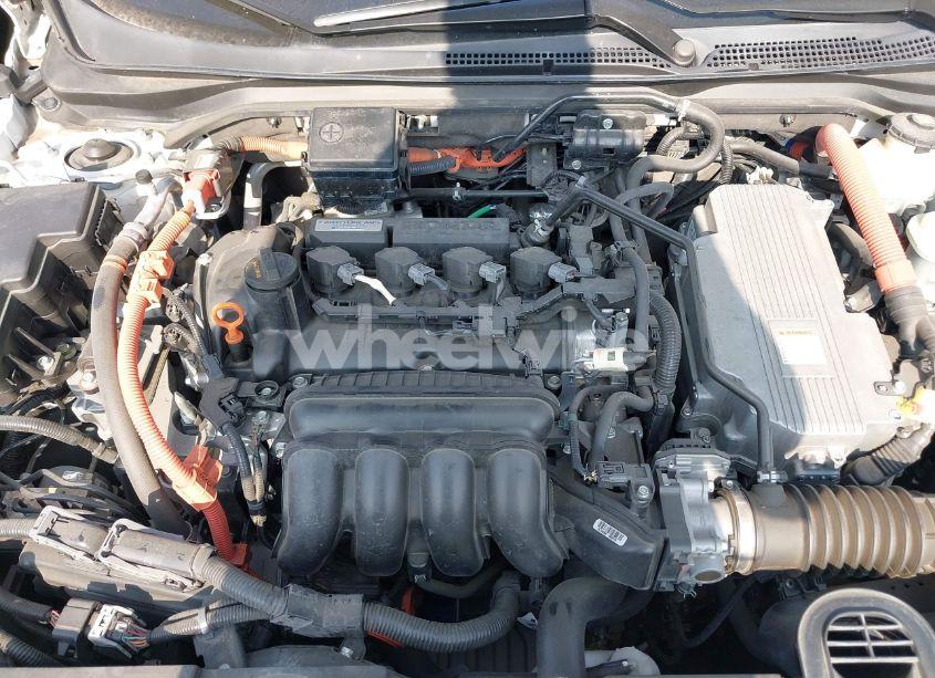 Photo 10 of 2019 Honda Insight EX (VIN 19XZE4F5XKE006031)