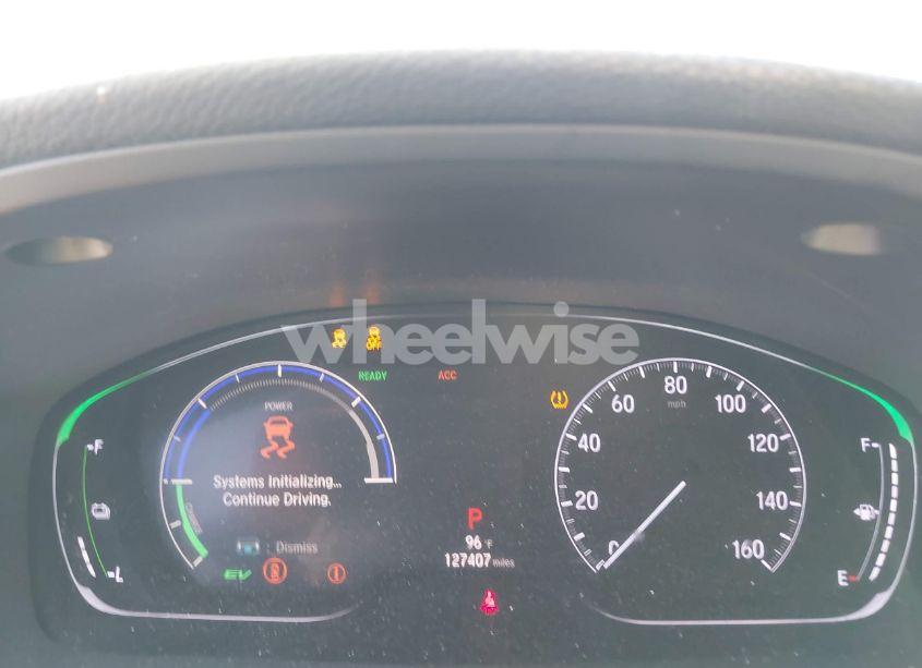 Photo 7 of 2019 Honda Insight EX (VIN 19XZE4F5XKE006031)