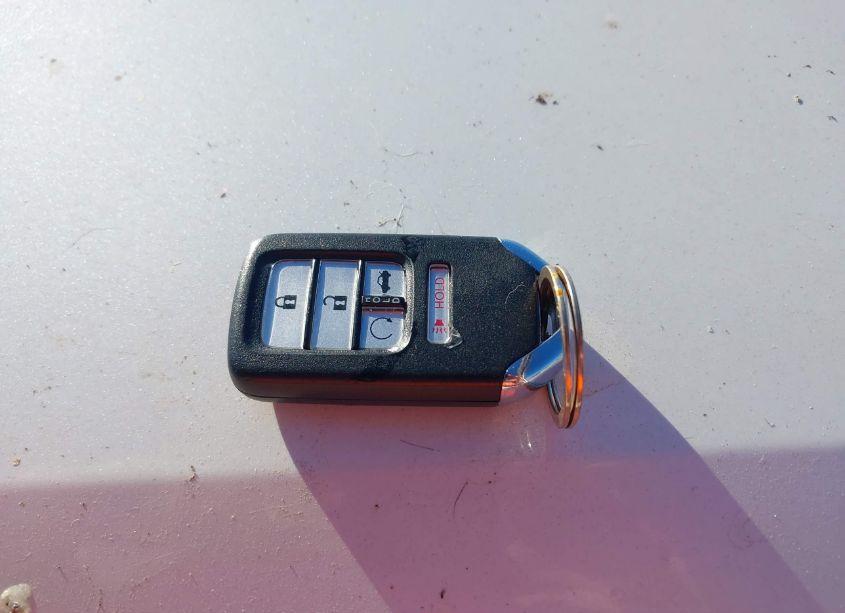 Photo 11 of 2019 Honda Insight EX (VIN 19XZE4F5XKE014453)