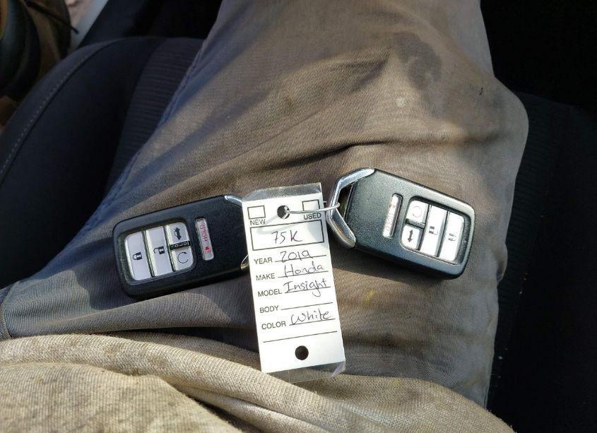 Photo 11 of 2019 Honda Insight EX (VIN 19XZE4F5XKE031026)