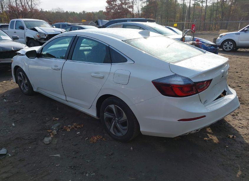 Photo 3 of 2019 Honda Insight EX (VIN 19XZE4F5XKE031026)