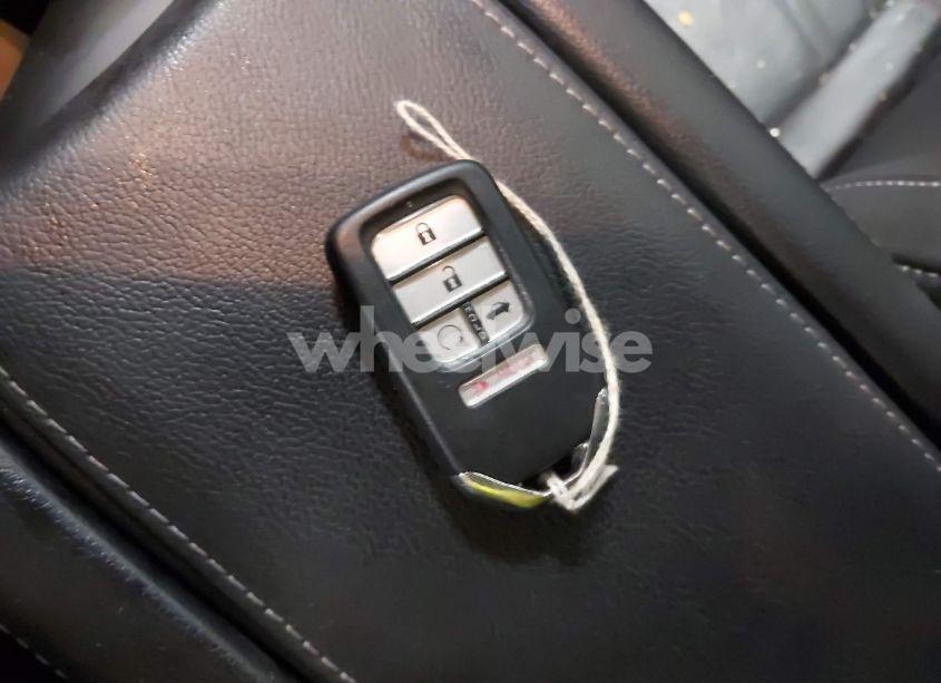 Photo 11 of 2019 Honda Insight TOURING (VIN 19XZE4F91KE031290)