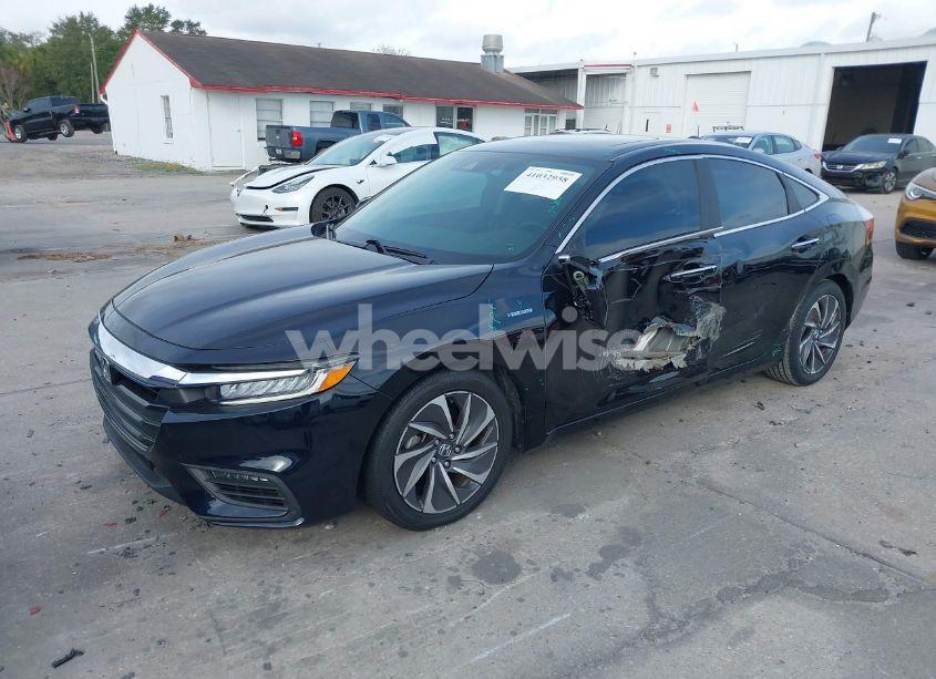 Photo 2 of 2019 Honda Insight TOURING (VIN 19XZE4F92KE007628)