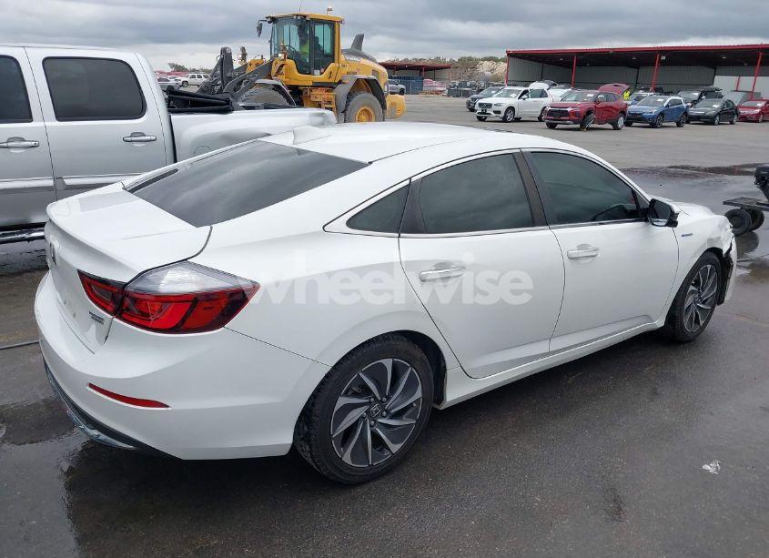 Photo 4 of 2019 Honda Insight TOURING (VIN 19XZE4F92KE010836)