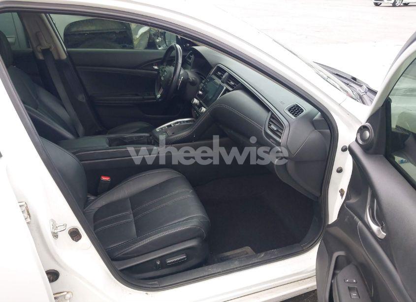 Photo 5 of 2019 Honda Insight TOURING (VIN 19XZE4F92KE010836)