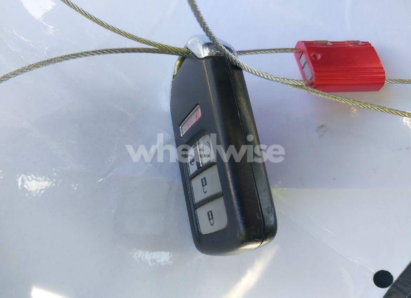 Photo 11 of 2019 Honda Insight TOURING (VIN 19XZE4F93KE007489)