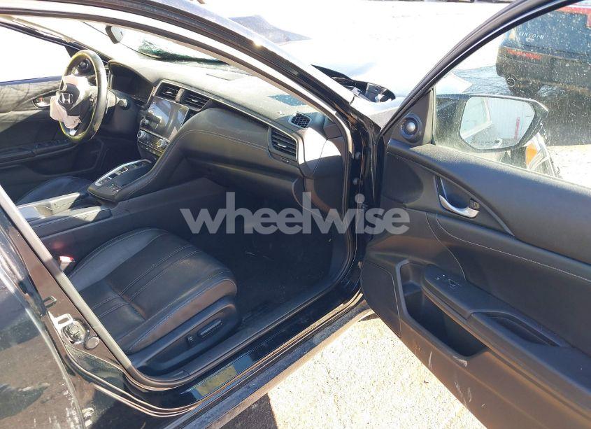 Photo 5 of 2019 Honda Insight TOURING (VIN 19XZE4F97KE019824)