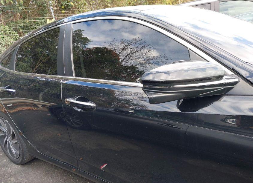 Photo 13 of 2019 Honda Insight TOURING (VIN 19XZE4F98KE003230)