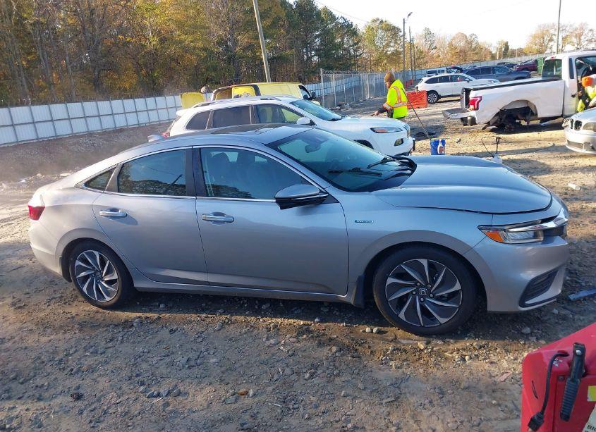 Photo 13 of 2019 Honda Insight TOURING (VIN 19XZE4F98KE014910)