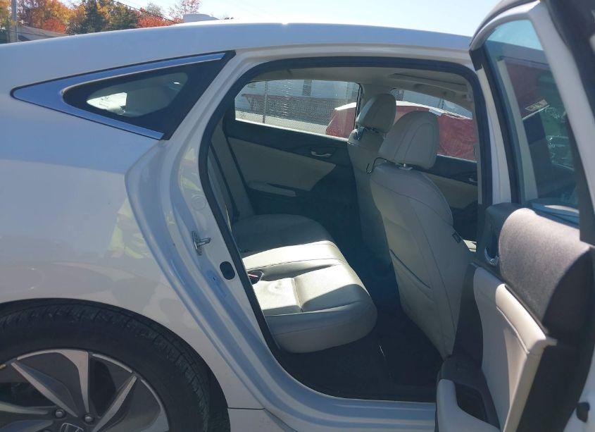 Photo 8 of 2019 Honda Insight TOURING (VIN 19XZE4F98KE032159)