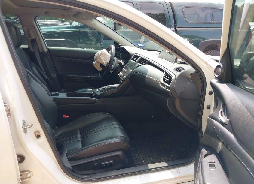 Photo 5 of 2019 Honda Insight TOURING (VIN 19XZE4F99KE028041)