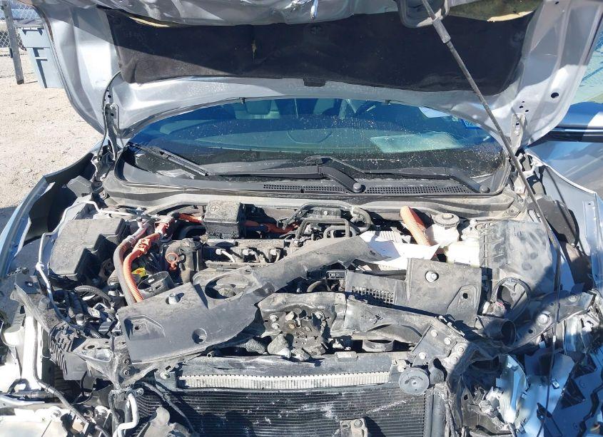 Photo 10 of 2020 Honda Insight TOURING (VIN 19XZE4F9XLE003764)