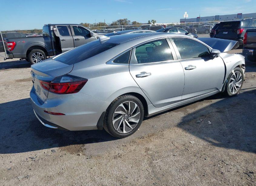 Photo 4 of 2020 Honda Insight TOURING (VIN 19XZE4F9XLE003764)