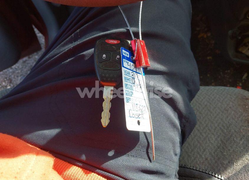 Photo 11 of 2007 Chrysler Town & COUNTRY (VIN 1A4GJ45R07B118522)