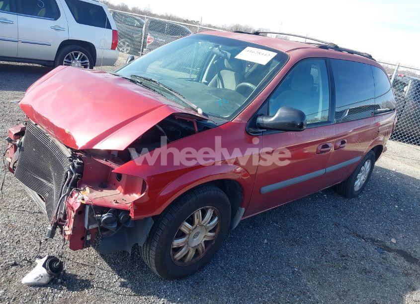 Photo 2 of 2007 Chrysler Town & COUNTRY (VIN 1A4GJ45R07B118522)