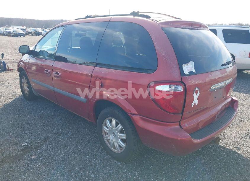 Photo 3 of 2007 Chrysler Town & COUNTRY (VIN 1A4GJ45R07B118522)