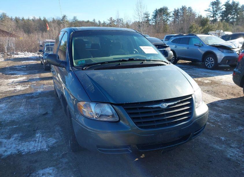 2007 Chrysler Town & COUNTRY (VIN 1A4GJ45R07B122974) main photo