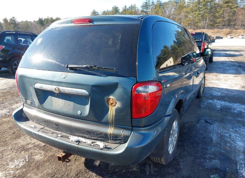 Photo 4 of 2007 Chrysler Town & COUNTRY (VIN 1A4GJ45R07B122974)