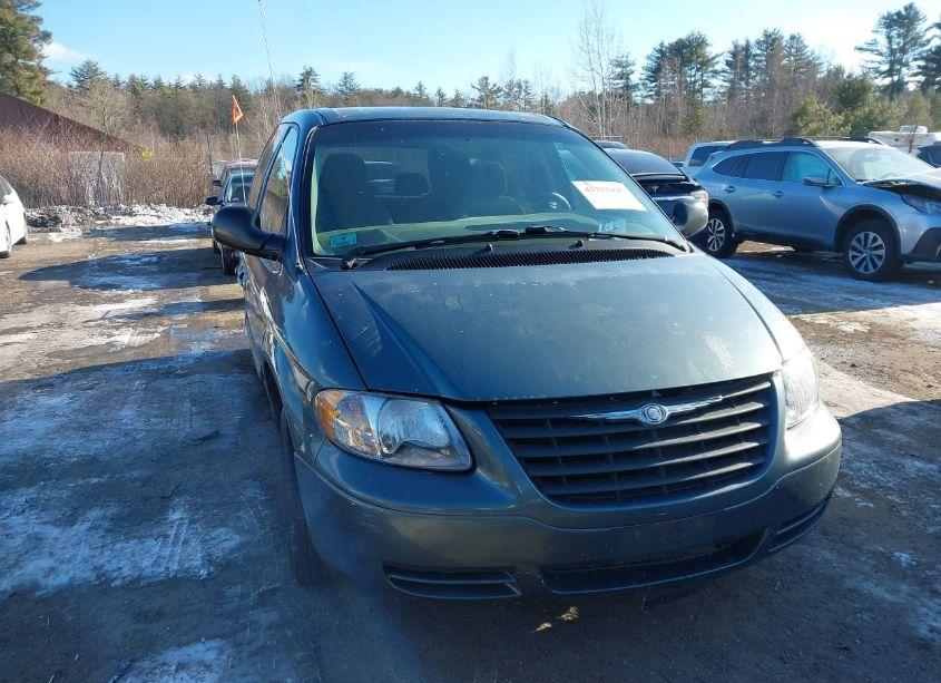 Photo 6 of 2007 Chrysler Town & COUNTRY (VIN 1A4GJ45R07B122974)