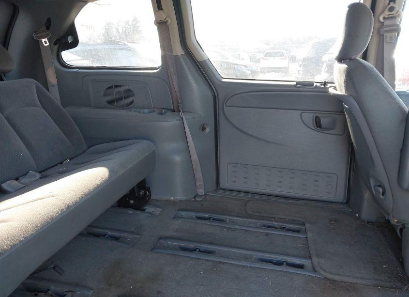 Photo 8 of 2007 Chrysler Town & COUNTRY (VIN 1A4GJ45R07B122974)