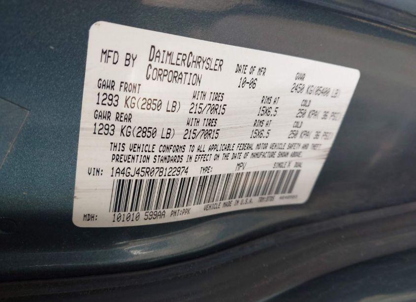 Photo 9 of 2007 Chrysler Town & COUNTRY (VIN 1A4GJ45R07B122974)