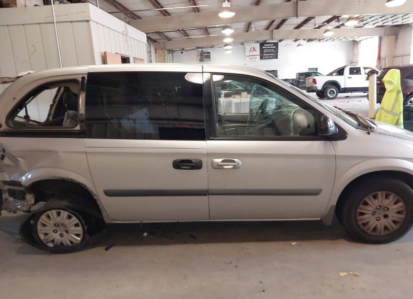 Photo 12 of 2007 Chrysler Town & COUNTRY (VIN 1A4GJ45R07B145302)