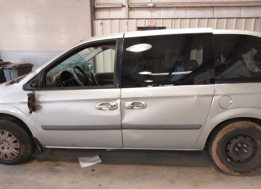 Photo 13 of 2007 Chrysler Town & COUNTRY (VIN 1A4GJ45R07B145302)