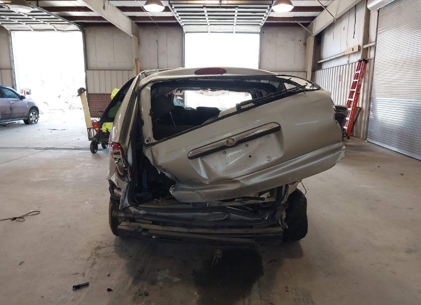 Photo 15 of 2007 Chrysler Town & COUNTRY (VIN 1A4GJ45R07B145302)