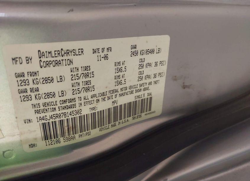 Photo 9 of 2007 Chrysler Town & COUNTRY (VIN 1A4GJ45R07B145302)