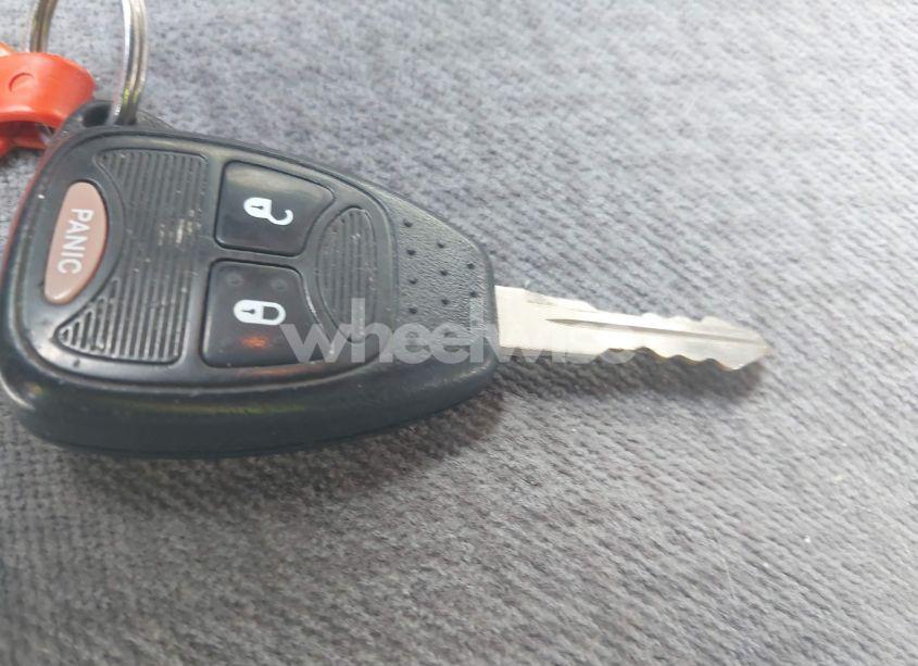 Photo 11 of 2007 Chrysler Town & COUNTRY (VIN 1A4GJ45R07B152105)