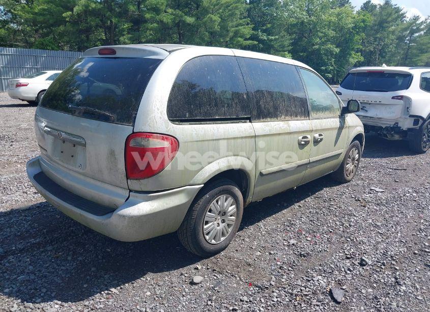 Photo 4 of 2007 Chrysler Town & COUNTRY (VIN 1A4GJ45R07B152105)