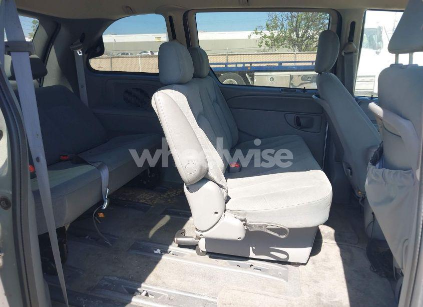 Photo 8 of 2007 Chrysler Town & COUNTRY (VIN 1A4GJ45R07B242144)