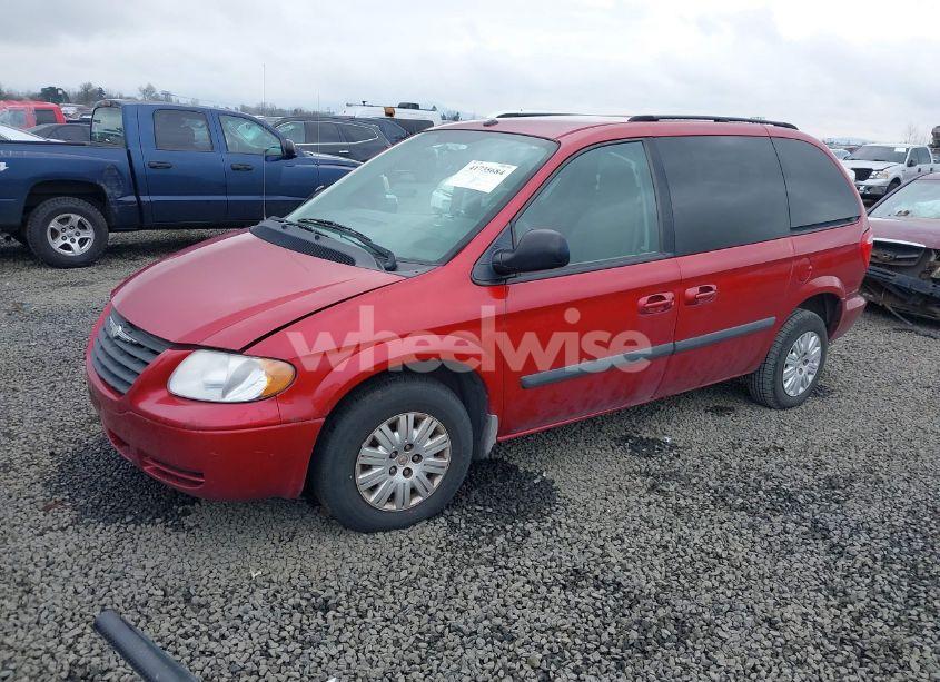 Photo 2 of 2007 Chrysler Town & COUNTRY (VIN 1A4GJ45R17B173318)