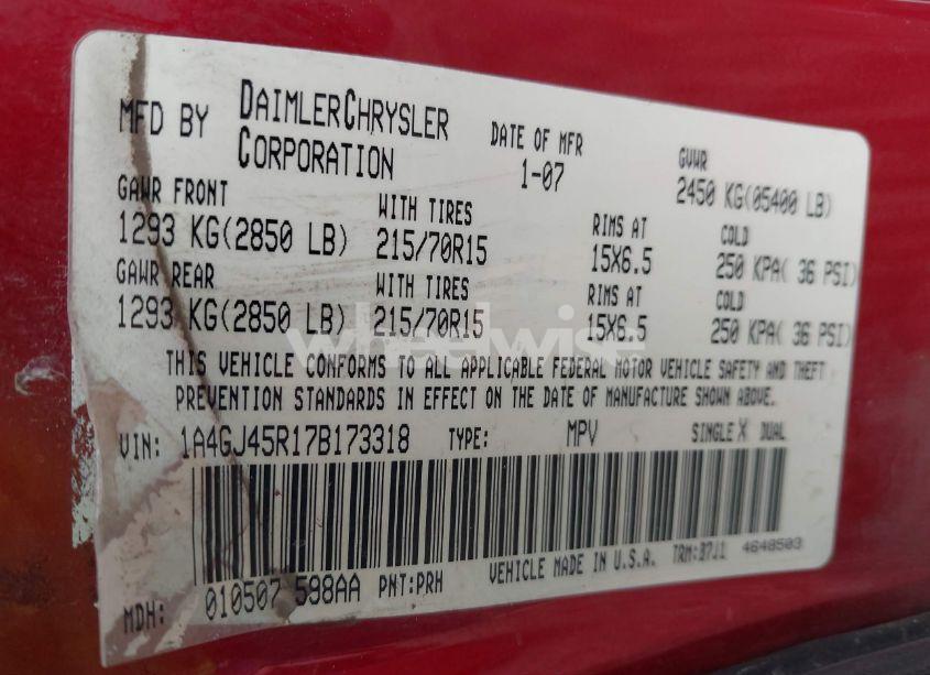 Photo 9 of 2007 Chrysler Town & COUNTRY (VIN 1A4GJ45R17B173318)