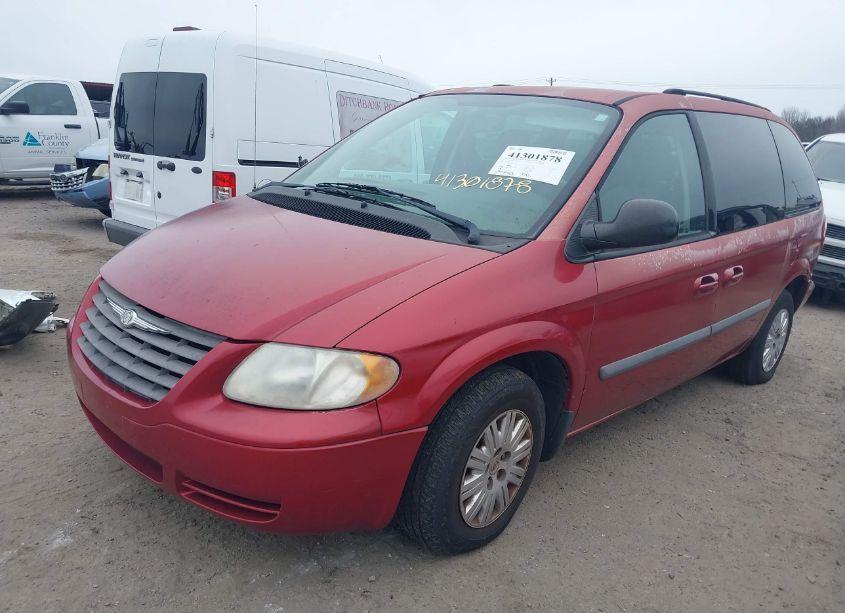 Photo 2 of 2007 Chrysler Town & COUNTRY (VIN 1A4GJ45R47B263420)