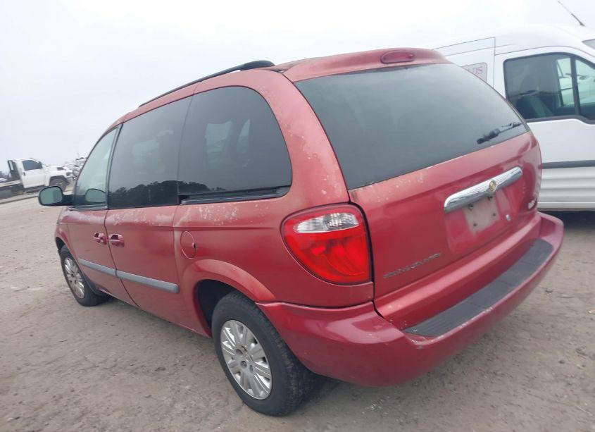 Photo 3 of 2007 Chrysler Town & COUNTRY (VIN 1A4GJ45R47B263420)