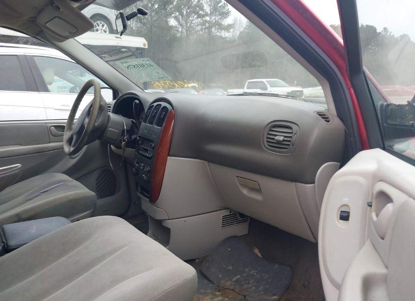 Photo 5 of 2007 Chrysler Town & COUNTRY (VIN 1A4GJ45R47B263420)