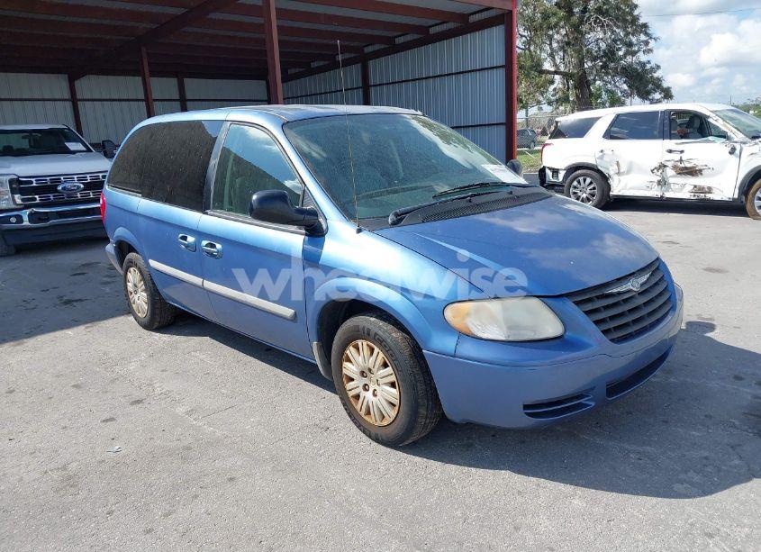 2007 Chrysler Town & COUNTRY (VIN 1A4GJ45R77B208931) main photo