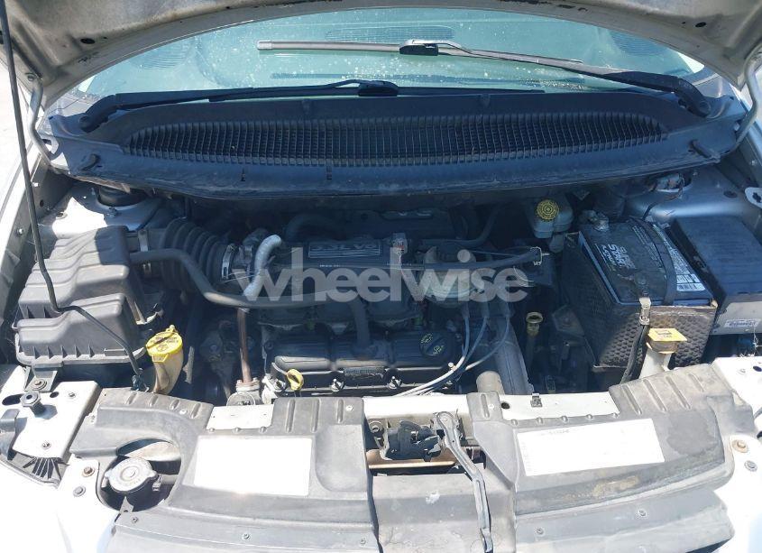 Photo 10 of 2007 Chrysler Town & COUNTRY (VIN 1A4GJ45R77B242187)