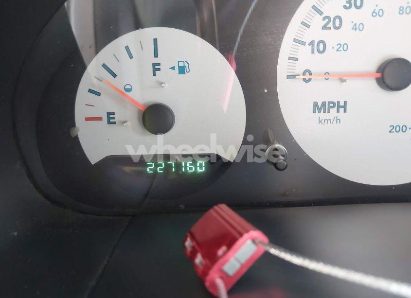 Photo 7 of 2007 Chrysler Town & COUNTRY (VIN 1A4GJ45R77B242187)