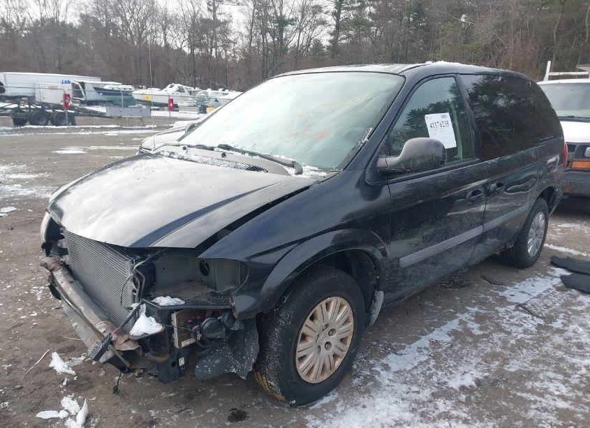 Photo 2 of 2007 Chrysler Town & COUNTRY (VIN 1A4GJ45R87B148741)