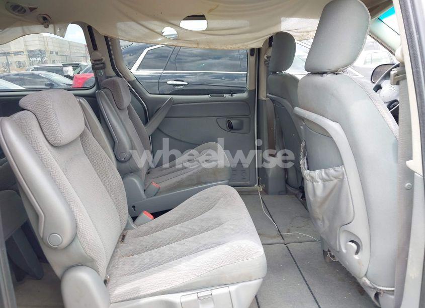 Photo 8 of 2006 Chrysler Town & COUNTRY LX (VIN 1A4GP44R56B751919)