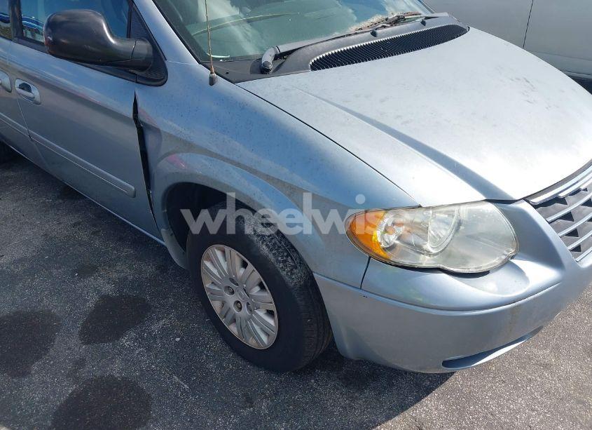Photo 12 of 2006 Chrysler Town & COUNTRY LX (VIN 1A4GP44R76B608714)